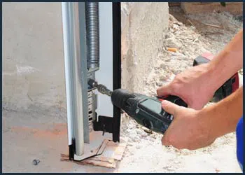 Garage Doors Store Repairs Tacoma, WA 253-656-5126 - cont-gdr-door-spring-08m